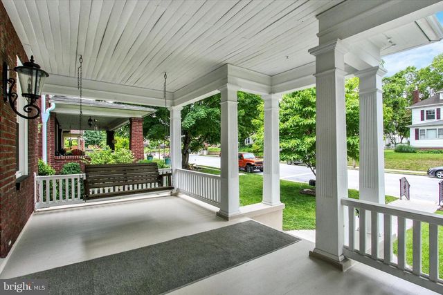 244 BAER AVE, Hanover, PA 17331