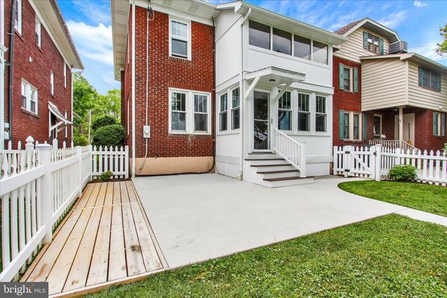 244 BAER AVE, Hanover, PA 17331