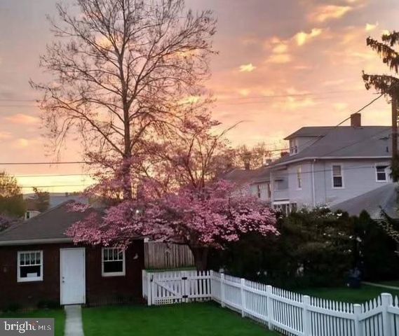 244 BAER AVE, Hanover, PA 17331