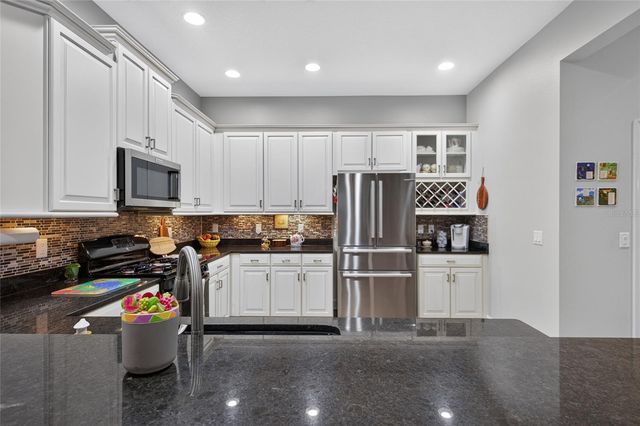 6144 CLIFF HOUSE LANE, Riverview, FL 33578