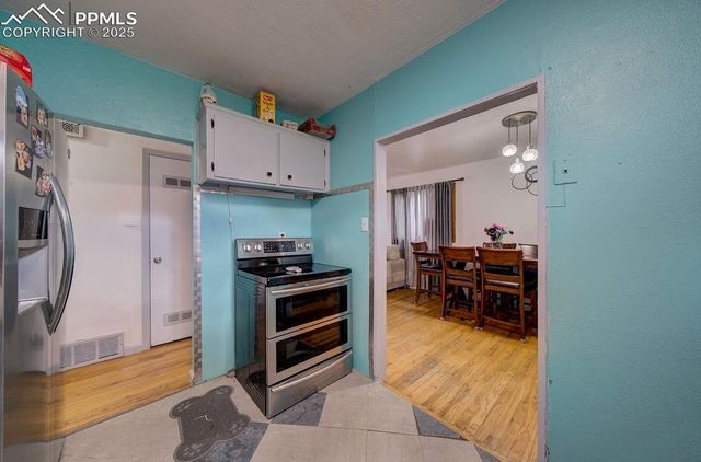 521 Acoma Drive, Colorado Springs, CO 80911