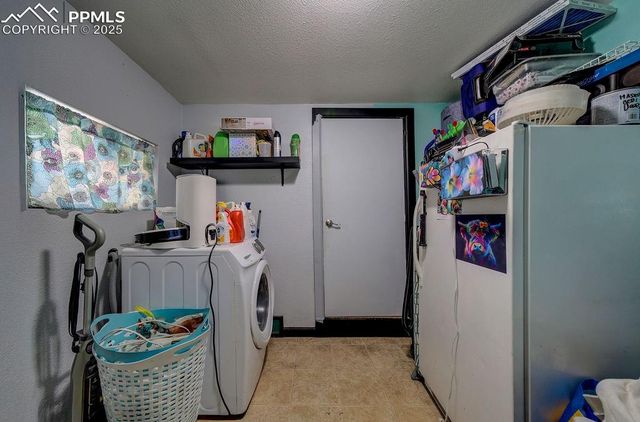 521 Acoma Drive, Colorado Springs, CO 80911