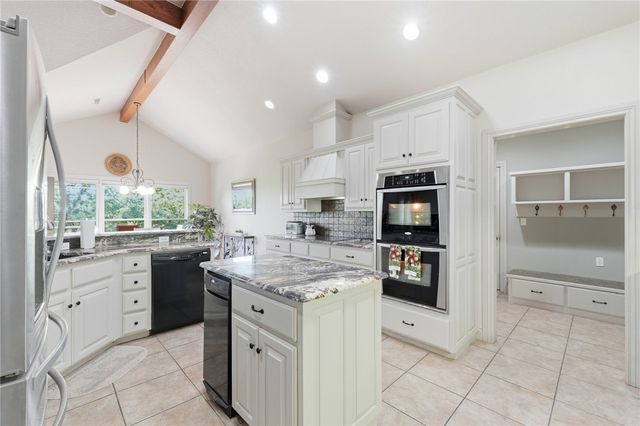 13870 Sunset Bay Boulevard, Rogers, AR 72756