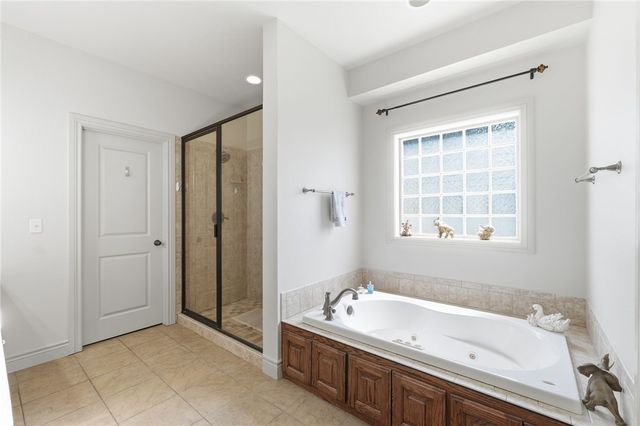 13870 Sunset Bay Boulevard, Rogers, AR 72756