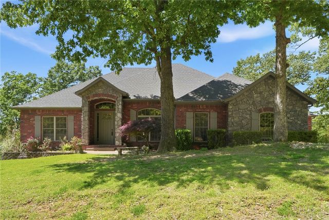 13870 Sunset Bay Boulevard, Rogers, AR 72756