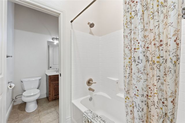 13870 Sunset Bay Boulevard, Rogers, AR 72756
