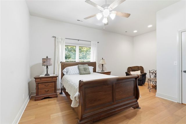 13870 Sunset Bay Boulevard, Rogers, AR 72756