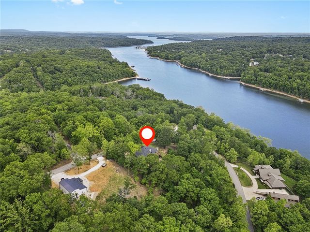 13870 Sunset Bay Boulevard, Rogers, AR 72756
