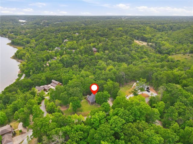 13870 Sunset Bay Boulevard, Rogers, AR 72756