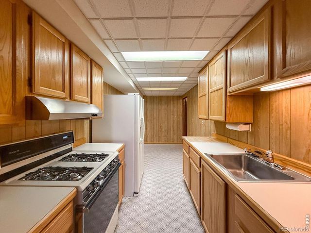 2224 Spindrift Drive, Longmont, CO 80503