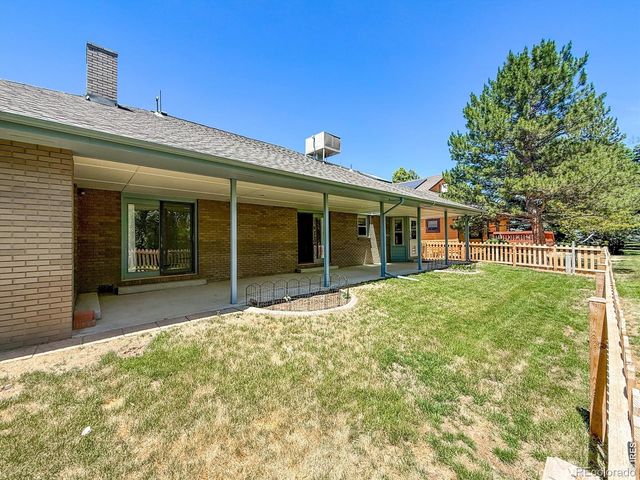 2224 Spindrift Drive, Longmont, CO 80503