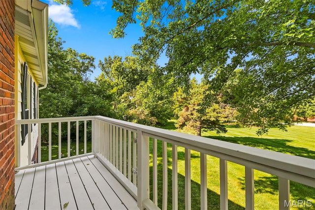 1521 Hedgeford Drive 16, Chesterfield, MO 63017