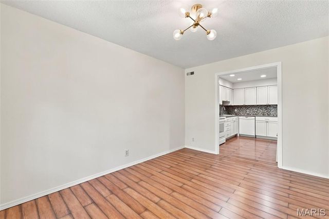 1521 Hedgeford Drive 16, Chesterfield, MO 63017