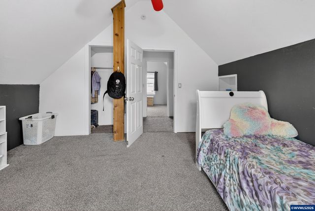 1437 SW 10th St, Dallas, OR 97338