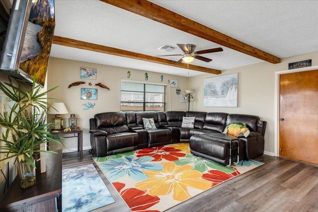 1222 Oahu Drive, Galveston, TX 77554