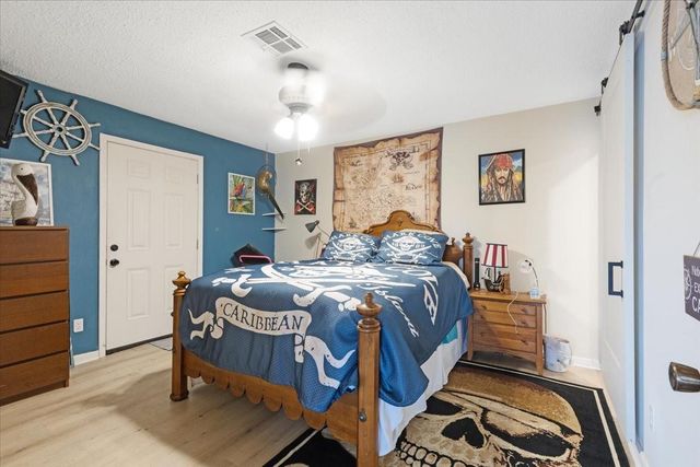 1222 Oahu Drive, Galveston, TX 77554