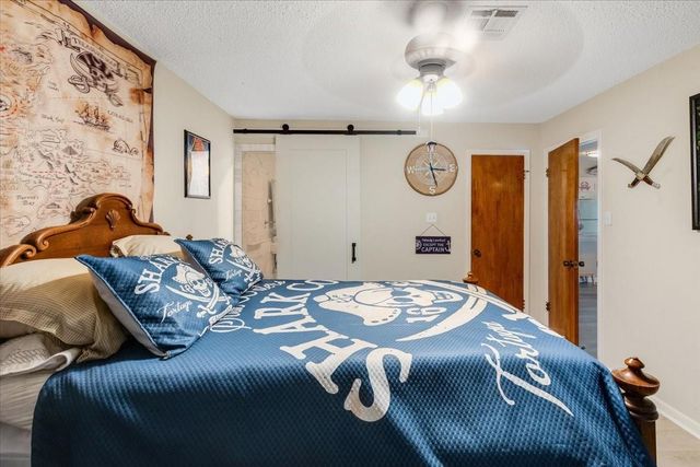 1222 Oahu Drive, Galveston, TX 77554