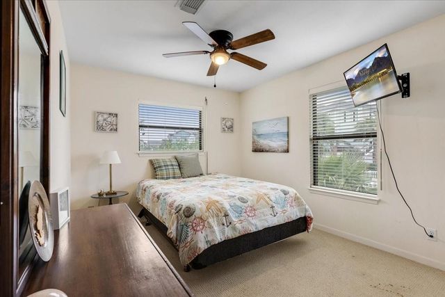 1222 Oahu Drive, Galveston, TX 77554