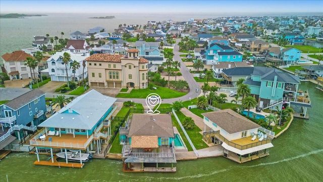 1222 Oahu Drive, Galveston, TX 77554