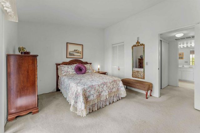 18622 Caminito Cantilena 312, San Diego, CA 92128