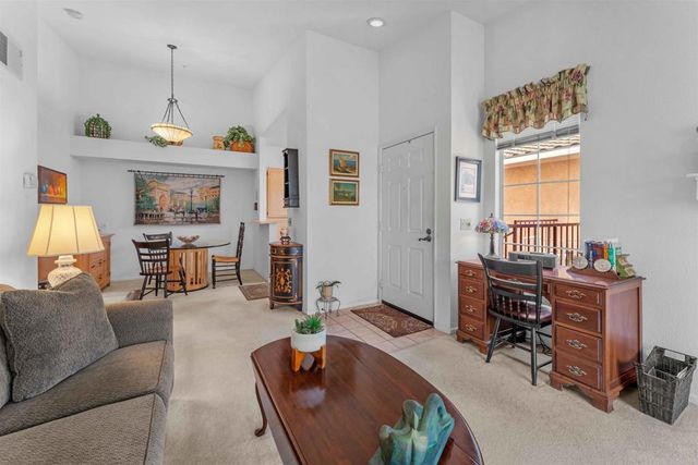 18622 Caminito Cantilena 312, San Diego, CA 92128