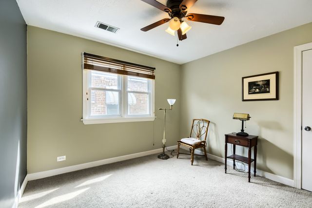 5310 N Lockwood Avenue, Chicago, IL 60630