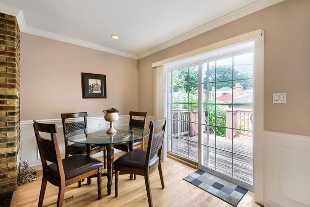 5310 N Lockwood Avenue, Chicago, IL 60630