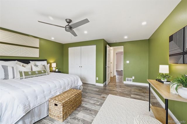 9850 W Stanford Avenue B, Littleton, CO 80123