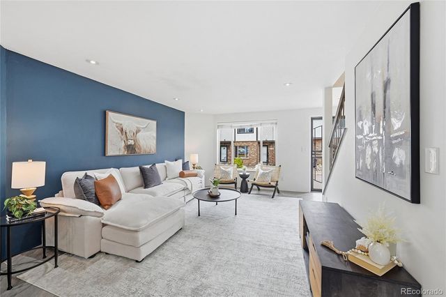 9850 W Stanford Avenue B, Littleton, CO 80123