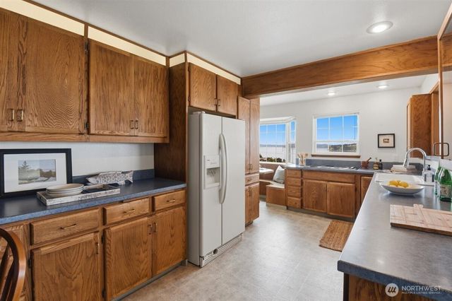 3622 Olympic Boulevard W, University Place, WA 98466