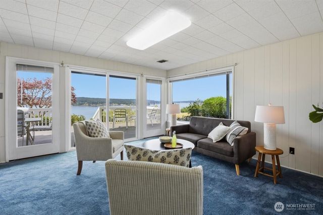 3622 Olympic Boulevard W, University Place, WA 98466