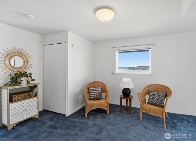 3622 Olympic Boulevard W, University Place, WA 98466