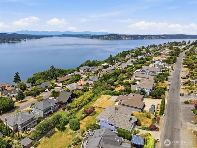 3622 Olympic Boulevard W, University Place, WA 98466