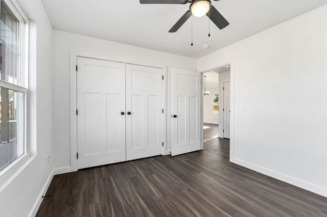 141 Sky View Meadow Dr, Crossville, TN 38555