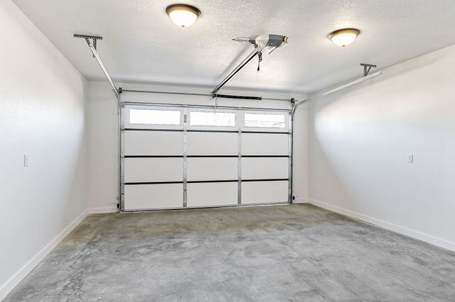 141 Sky View Meadow Dr, Crossville, TN 38555