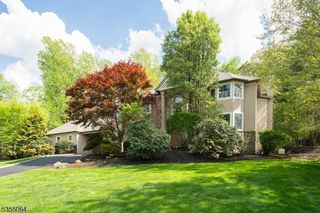 22 Nottingham Way, Warren Twp., NJ 07059