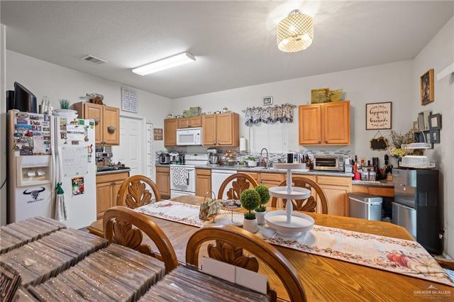 3633 Monette Street, Edinburg, TX 78539