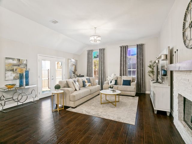 1600 Yellowstone Avenue, Lewisville, TX 75077