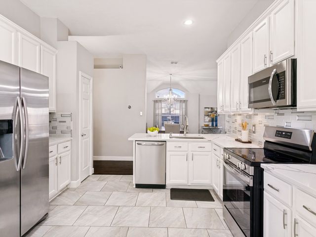 1600 Yellowstone Avenue, Lewisville, TX 75077