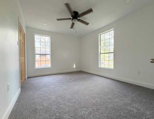 5617 Hermitage Dr, Baton Rouge, LA 70806