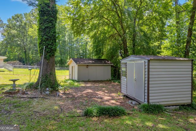 15 Porter Circle, Hampton, GA 30228