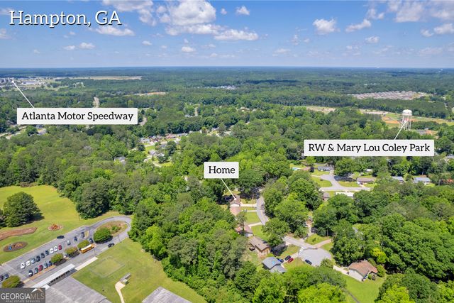 15 Porter Circle, Hampton, GA 30228
