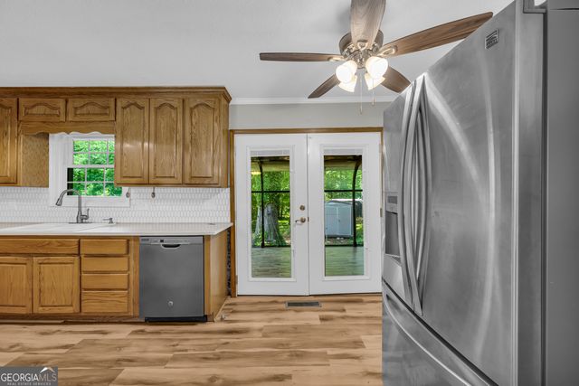 15 Porter Circle, Hampton, GA 30228