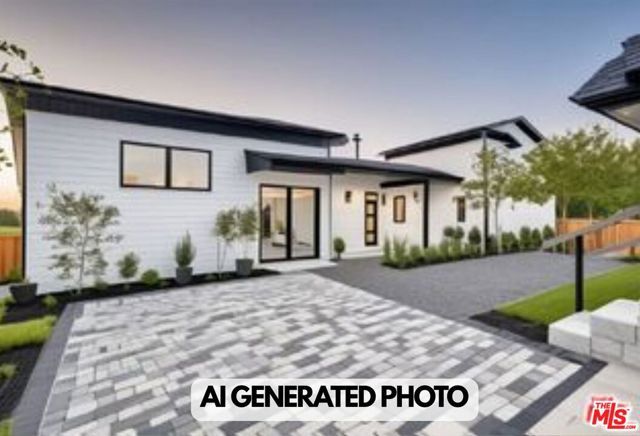 1207 S Harvard Boulevard, Los Angeles, CA 90006