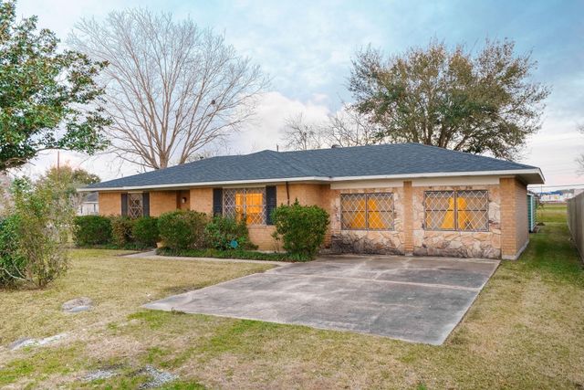 5816 Pastel Avenue, Port Arthur, TX 77640