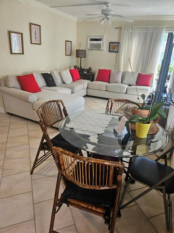 1045 SE 15th Street 13c, Fort Lauderdale, FL 33316