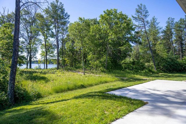 N9310 22nd Avenue, Necedah, WI 54646