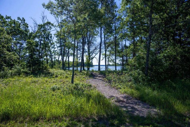 N9310 22nd Avenue, Necedah, WI 54646