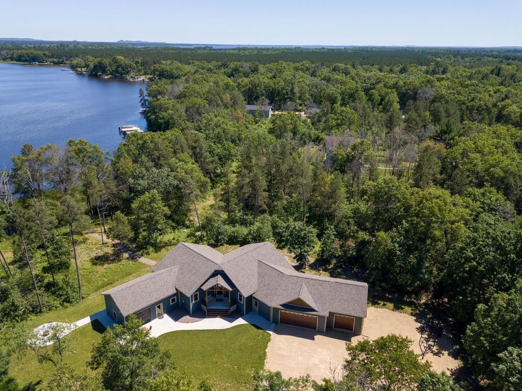 N9310 22nd Avenue, Necedah, WI 54646