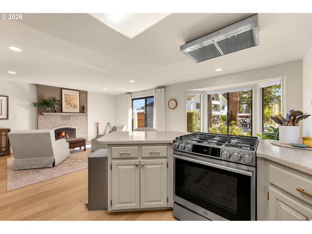 2609 Se BALBOA Dr, Vancouver, WA 98683